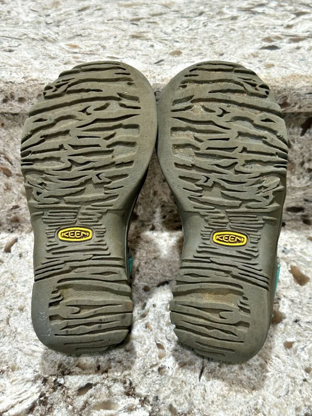 Keen Whisper Kids Sandals Size 12 Raya Fusion Multicolor Water Hiking Shoes Play